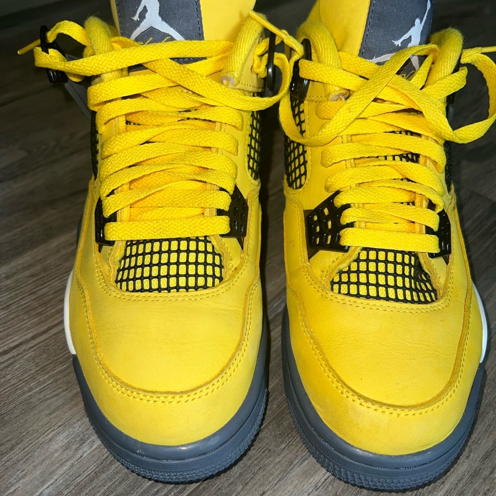 Jordan 4 - Picture 3 of 11